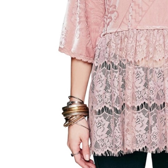 FREE PEOPLE Velvet Lace Fortune Teller Top - Dusty Blush Pink - Small - Picture 9 of 16